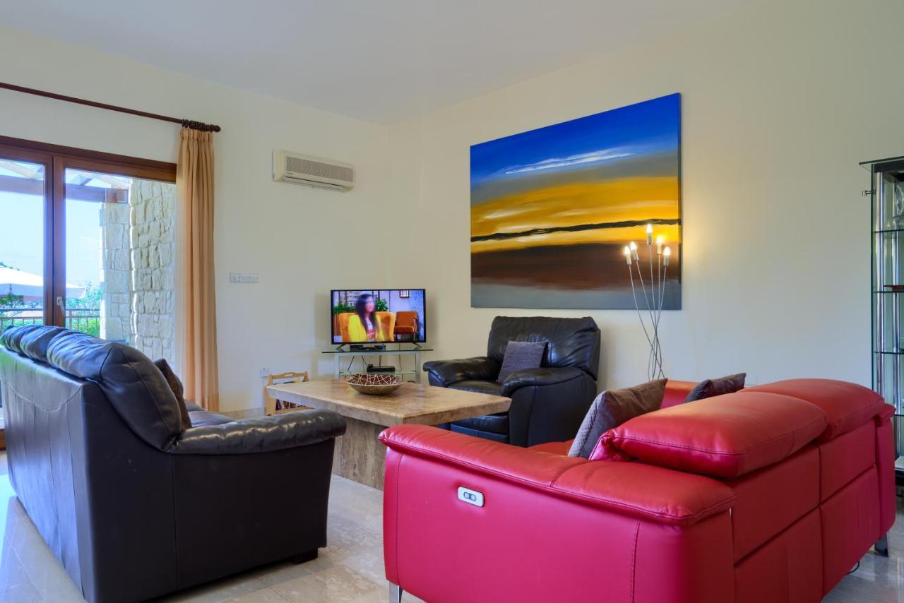 3 Bedroom Villa Madelini With Private Pool, Aphrodite Hills Resort Kúklia Kültér fotó